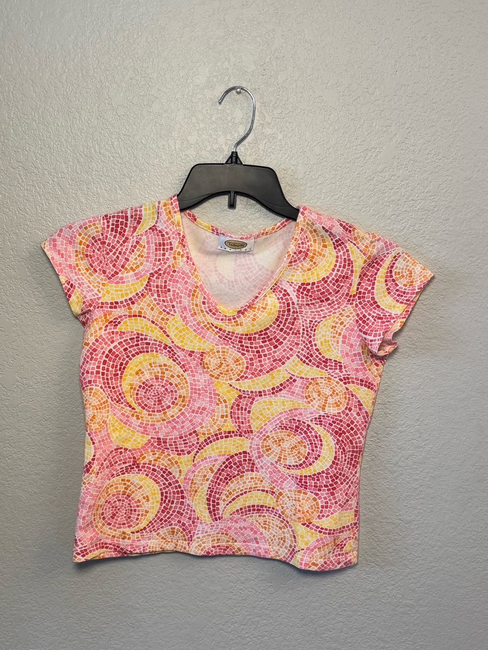 Vintage Talbots Petites Pink Yellow Mosaic Swirl V-Neck Top - Petite